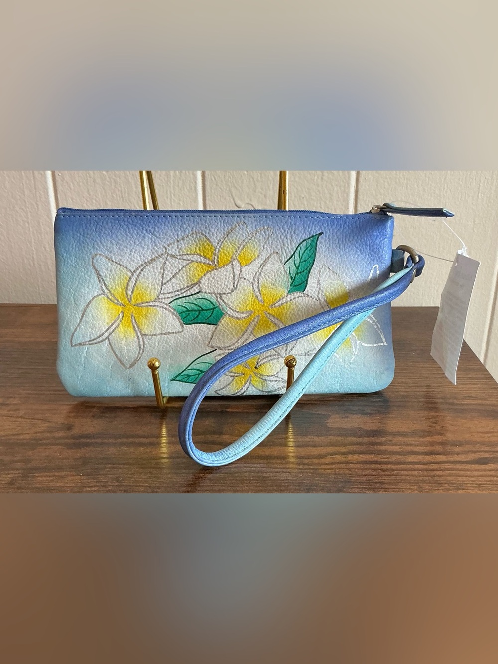 NWT Maui by Design Amelia Hand Painted Leather Plumeria Wristlet Clutch